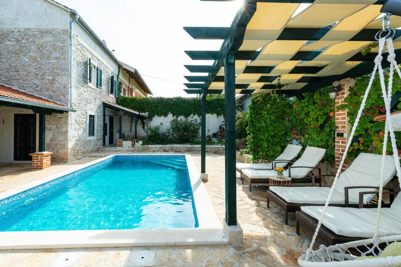 Villa Mia Сукошан Экстерьер фото