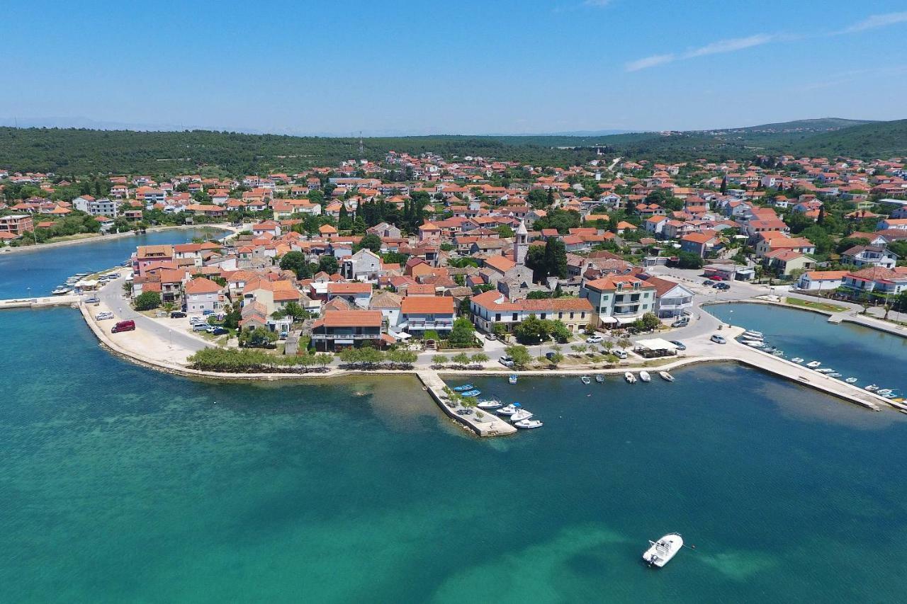 Villa Mia Сукошан Экстерьер фото